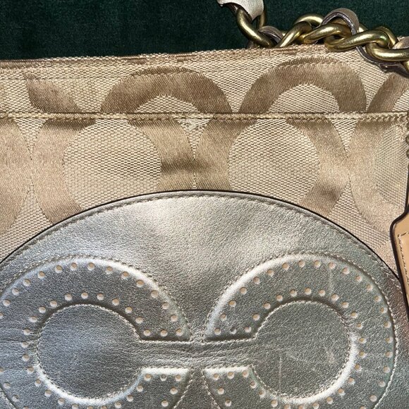 Coach Legacy or Optic Signature Collection series. - Picture 11 of 16